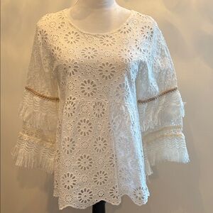 Chic White Lace Women's Blouse
